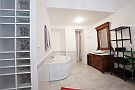 Jednorozec Apartments - Londynska Balkon Koupelna 2