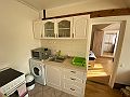  Apartment Lihovarská - 7 min' walk from the O2 Arena/ Kuchyň